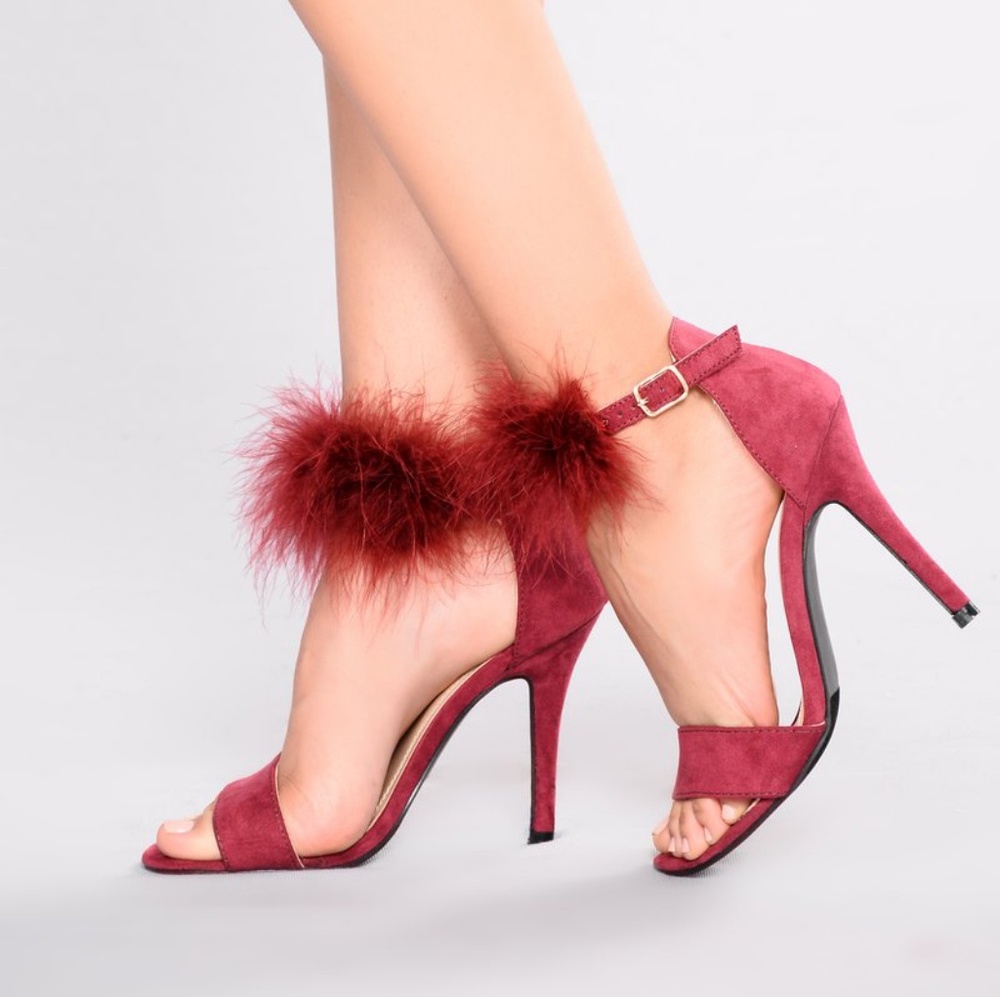 Feather heel from fashion nova